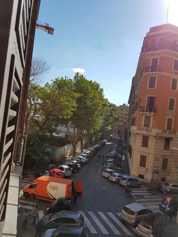 Charm Of Rome Bed & Breakfast Bagian luar foto